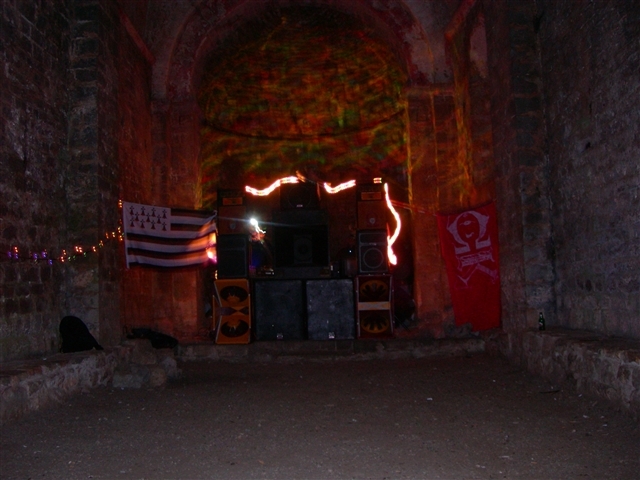 kénavo de la part des KMZ SmallDSCN7563